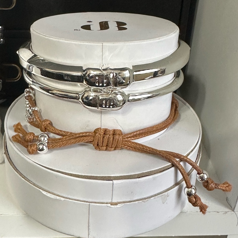 Chic Silver and Rose Gold Bracelet Set - Picture 2 of 2
